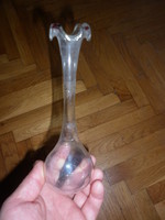 Antik vékonyfalú fodros szájú üveg váza