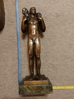 Kubisch János bronz szobor, márványtalpastól 36 cm, 4100 gr