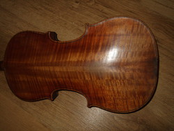 Babos  Sándor mester hegedű