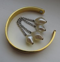 Old jewelry - bracelets and pendants