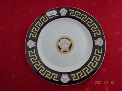 Italian porcelain cake plate, diameter 19 cm. He has!