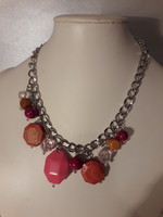 Quality jewelry necklace available in 20 different pieces