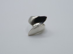 KK1024 gyönyörű csavart mintás ezüst gyűrű 925 fémjelzett