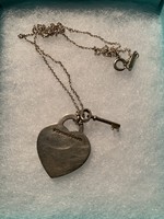 Tiffany & Co. ezüst szív kulcs nyaklánc