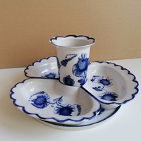 5-piece porcelain with blue floral decor