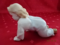 Zsolnay porcelain figurine, little girl climbing, length 14.5 cm. He has!
