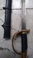 Múlt századi tiszti kard