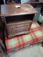 Leárazás-végkiárusítás!--2 db fa berakásos éjjeli szekrény-olasz vintage bútor, szép állapot