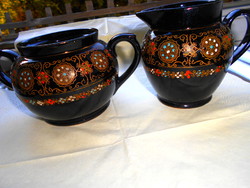 2 pieces of majolica with a hand-painted pattern - a beautiful handcrafted product