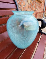 Gyönyörű  Fátyolüveg  karcagi,berekfürdői  30 cm magas türkiz üveg váza Gyűjtői ritka darab