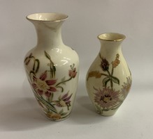 2 db  hibás (!) Zsolnay porcelán váza (16 és 13 cm magasak!)