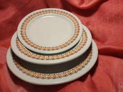 Alföldi porcelain tableware, 18 pieces