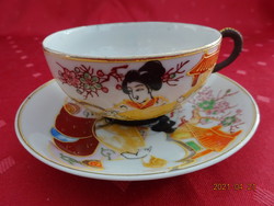 Japanese eggshell porcelain, teacup + placemat. He has!