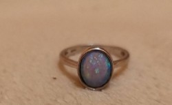 Opál köves ezüst gyűrű