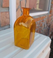 Gyönyörű  narancssárga  színű karcagi berekfürdői üveg pincetok jellegű   Gyűjtői szépség
