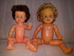 Retro dolls are sold together