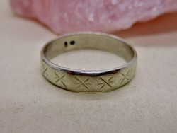 Szép ezüst  karika gyűrű