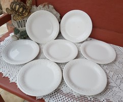 7 db Gránit fehér gyöngyös  süteményes tányérok, sütis tányér. Nosztalgia darabok, Egyben eladók