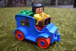 LEGO DUPLO figura , kocsi . építőelem játék