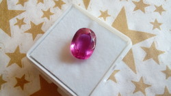Természetes 5.35 karátos ovális pink zafír drágakő tanúsítvánnyal