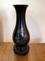 Black Chinese lacquer vase with hand-painted motifs