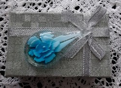 Olasz, muránói - Murano - üveg kék virág medál, pompás látvány, antiallergén volta miatt praktikus