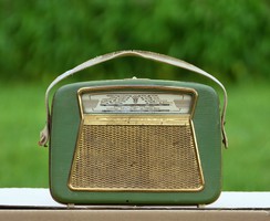 Régi táska rádió az 50-60 évekből