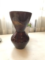 Jelzett Gránit váza