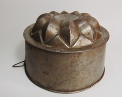 Antik pléh cukrász sütőforma kuglóf