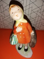 Nagyon ritkafestésű Bodrogkeresztúri csíkos táskás utazó kislány