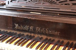 Stelzhamer rövid zongora eladó