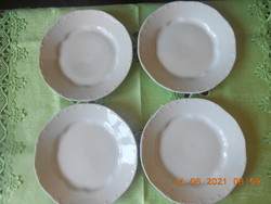 Zsolnay barokk, fehér lapos tányér