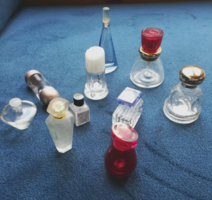 Retro mini parfümös üvegek