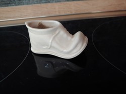 Porcelain shoe flower holder