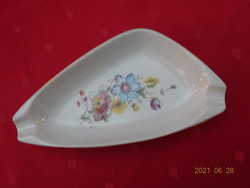 Raven house porcelain ashtray, spring flower pattern, triangular. Indication 717. There is!