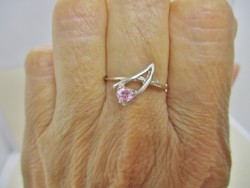 Szép halvány rózsaszín köves ezüst gyűrű
