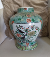 Régi kínai porcelán fedeles váza