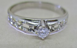 Gyönyörű brillköves  14kt fehérarany gyűrű