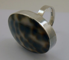 Modern 925-ös ezüst gyűrű barna cirmos kő