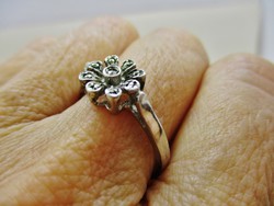 Gyönyörű antik markazitos margaréta ezüst gyűrű