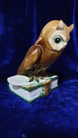 Original Zolnay porcelain owl marked with a 17cm high green five-tower seal