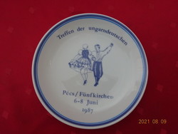 Raven House porcelain wall plate. Treffen der ungarndeutschen, diameter 15 cm. He has!