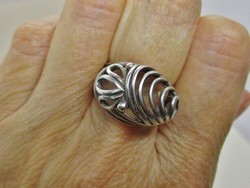 Különleges kézműves ezüst gyűrű
