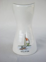 Retro ... Balatoni emlék vitorlás hajós Aquincumi porcelán váza