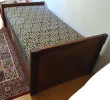 1 db szecessziós ágy, felújított matraccal