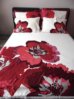 Large Burgundy Silk Flower Bedding Set 5 Pieces