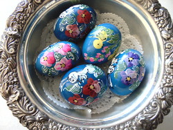 Kizárólag BanyaTanya részére ! Húsvéti hímes tojások fából  5 db kék