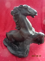 Black horse figurine, length 45 cm, height 43 cm. He has.