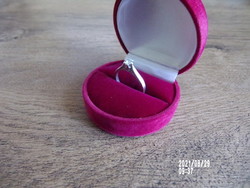 Alkalmi elegáns ezüst gyűrű