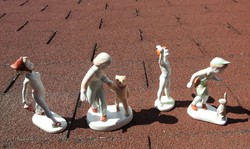 Aquincumi porcelán gyerek figurák - csomagár